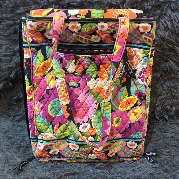 Vera Bradley Checkpoint Friendly Laptop Tote in Retired Va Va Bloom Pattern - Picture 1 of 11